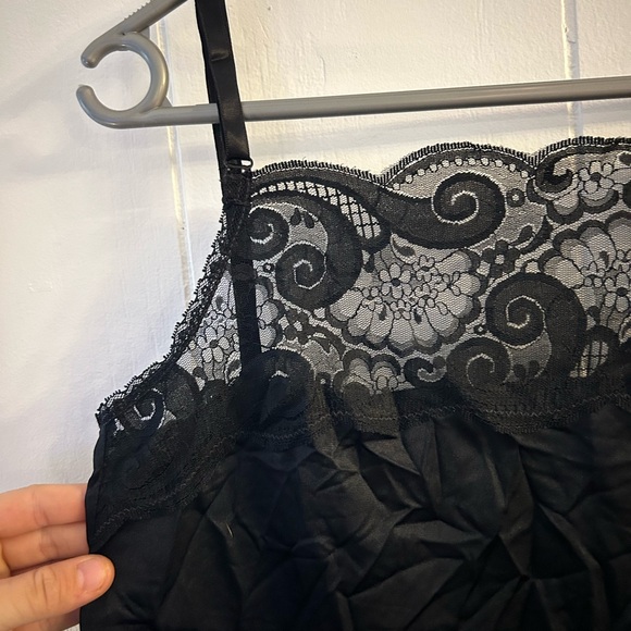 Lingerie top - Picture 2 of 4